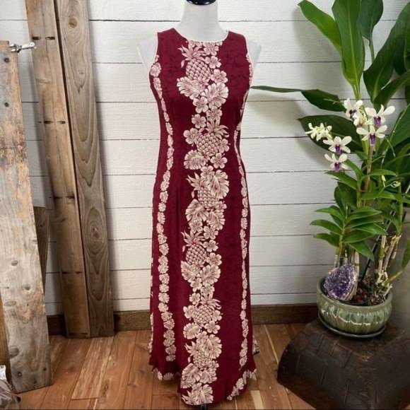 Iolani Dresses & Skirts - SOLD.   Vintage Iolani Young Hawaiian MuuMuu 2000